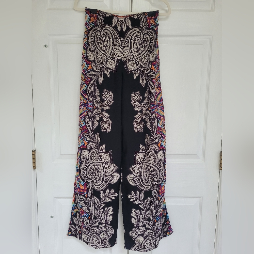 Womens Mustard Seed Elegant Black and Multicolor Paisley Wide Leg Pants